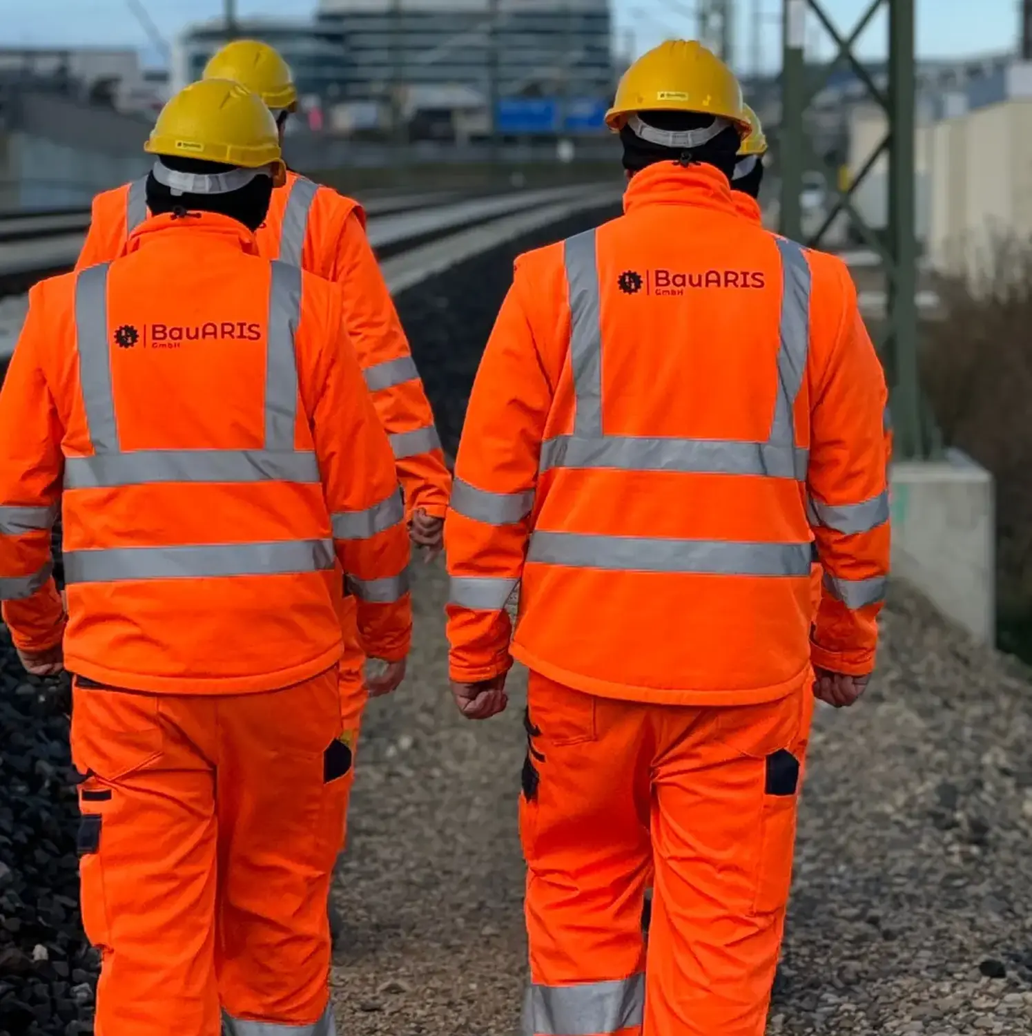 BauARIS GmbH - Leitende Angestellte